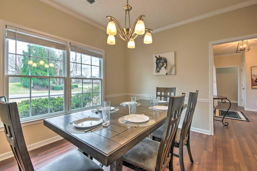 Photo of Livingroom in Euharlee