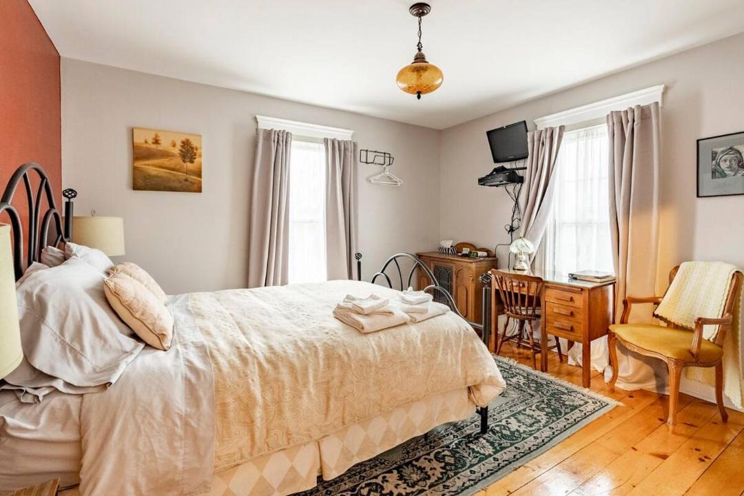 Photo of Bedroom in Walkerville