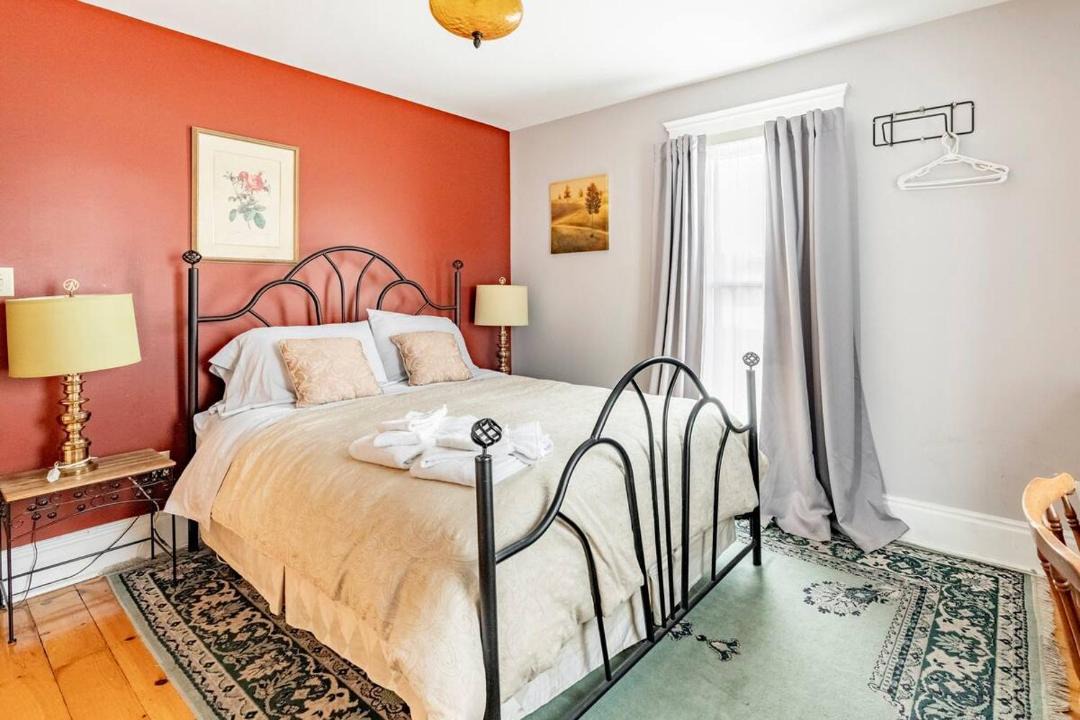 Photo of Bedroom in Walkerville