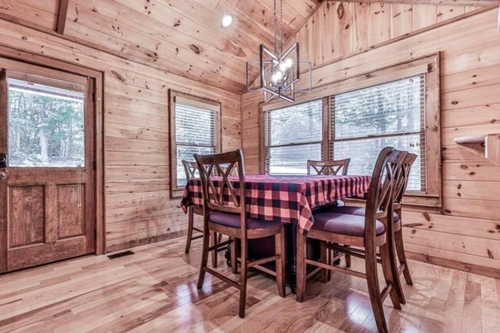 Photo of Others in Mineral Bluff