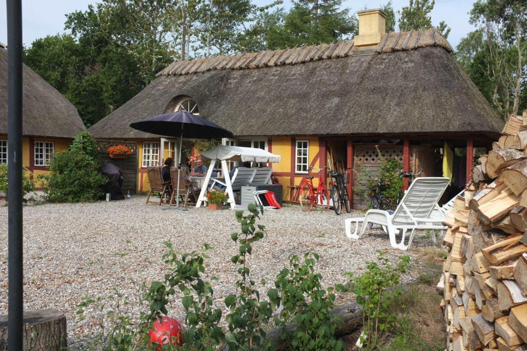 Photo of Others in Hov