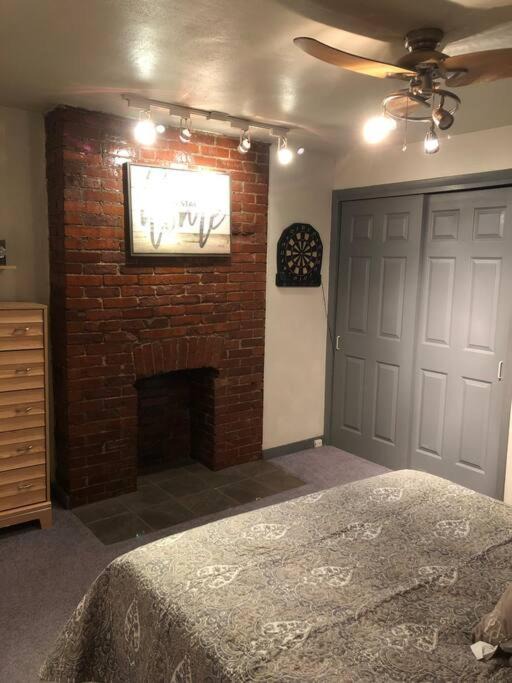 Photo of Bedroom in Swissvale