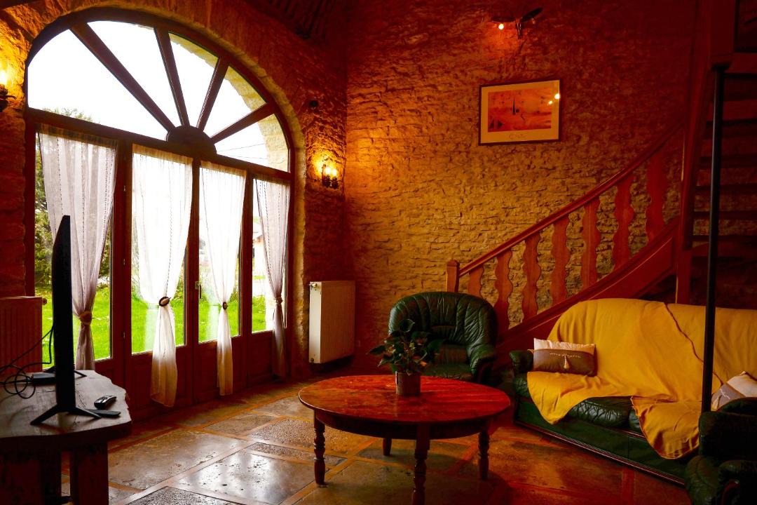 Photo of Livingroom in Beaumotte-Aubertans