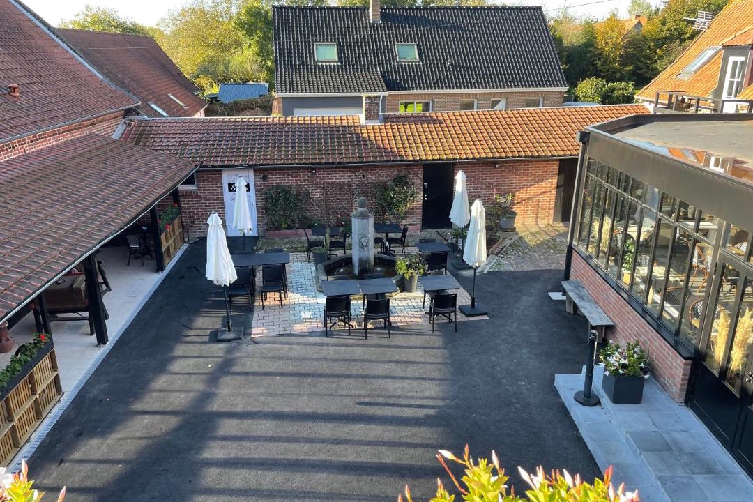 Photo of Others in Ecquedecques