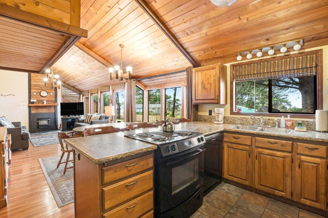 Photo of Others in Waldport