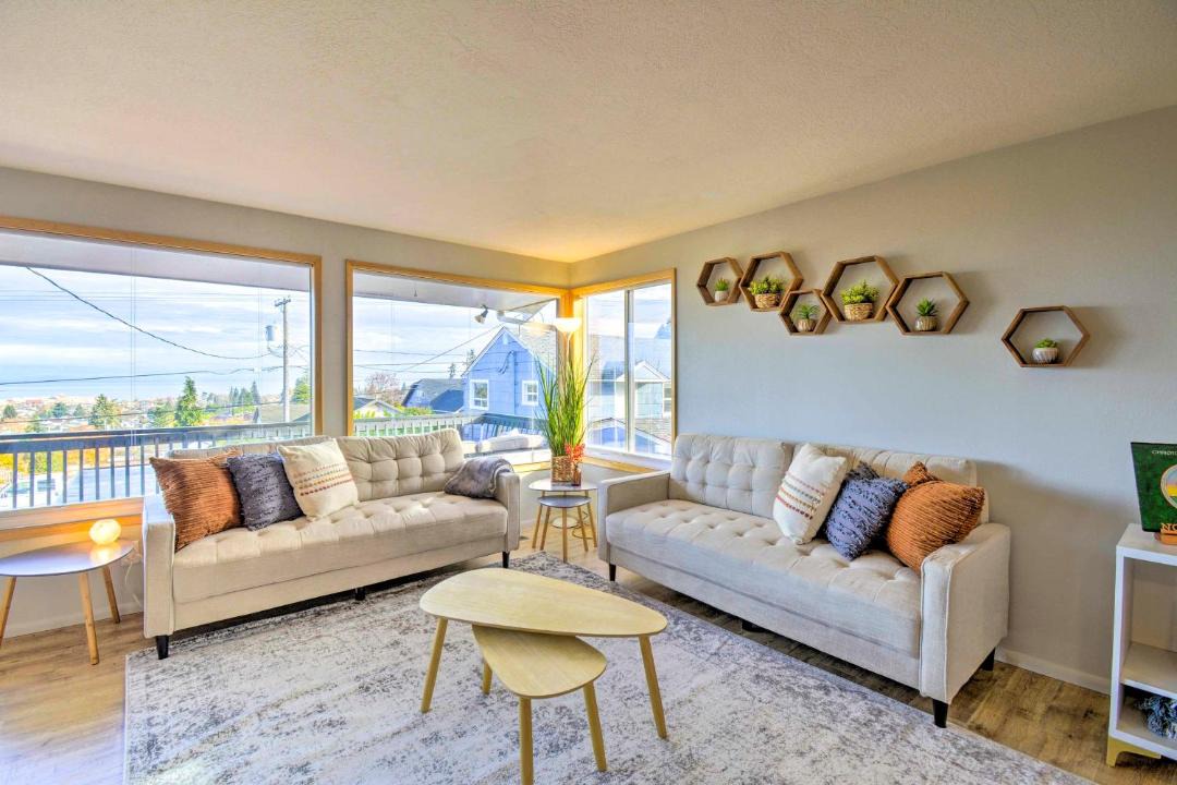 Photo of Livingroom in Port Angeles