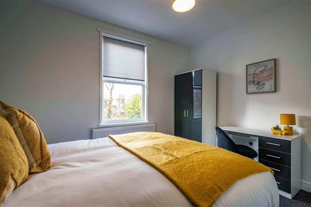 Photo of Bedroom in Long Eaton