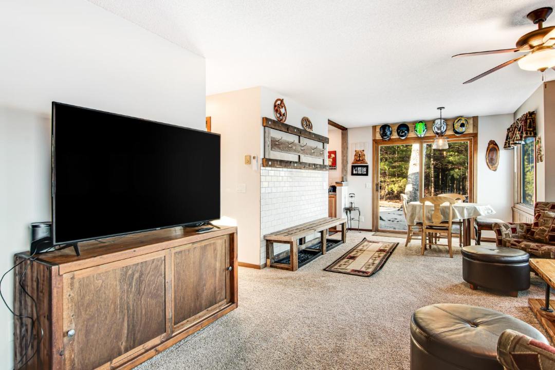 Photo of Livingroom in Three Lakes