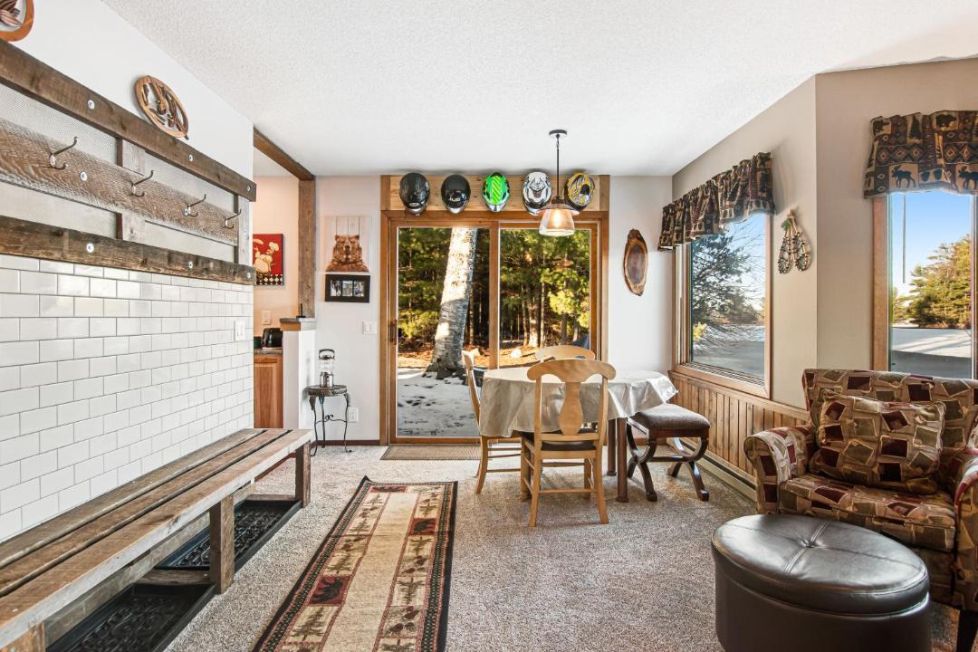 Photo of Livingroom in Three Lakes