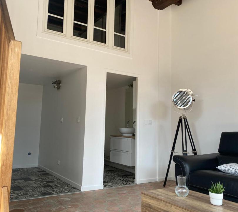 Photo of Others in Bonnelles