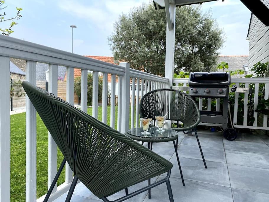 Photo of Patio Balcony in Saint-Pair-sur-Mer