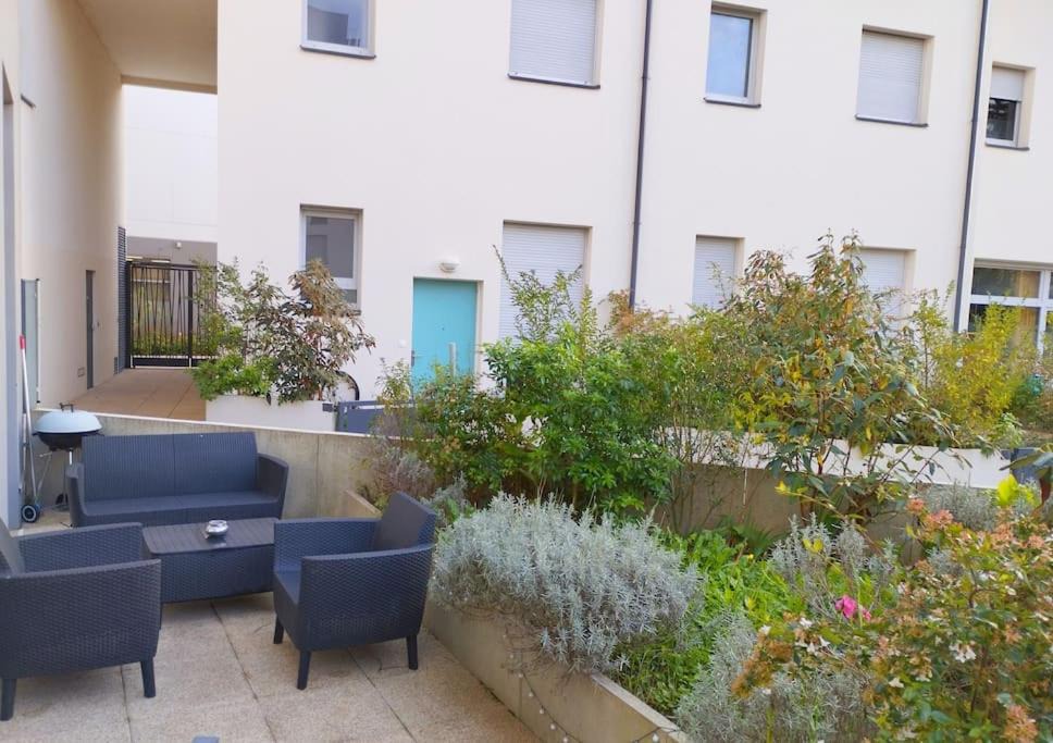 Photo of Patio Balcony in Carrieres-sous-Poissy