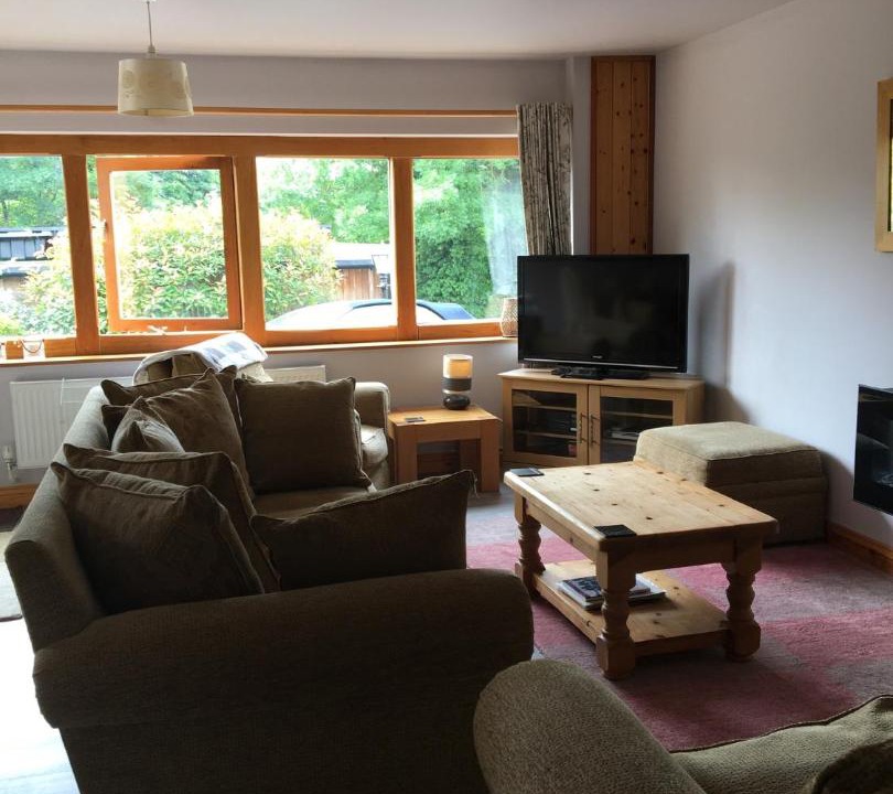 Photo of Livingroom in Cutthorpe