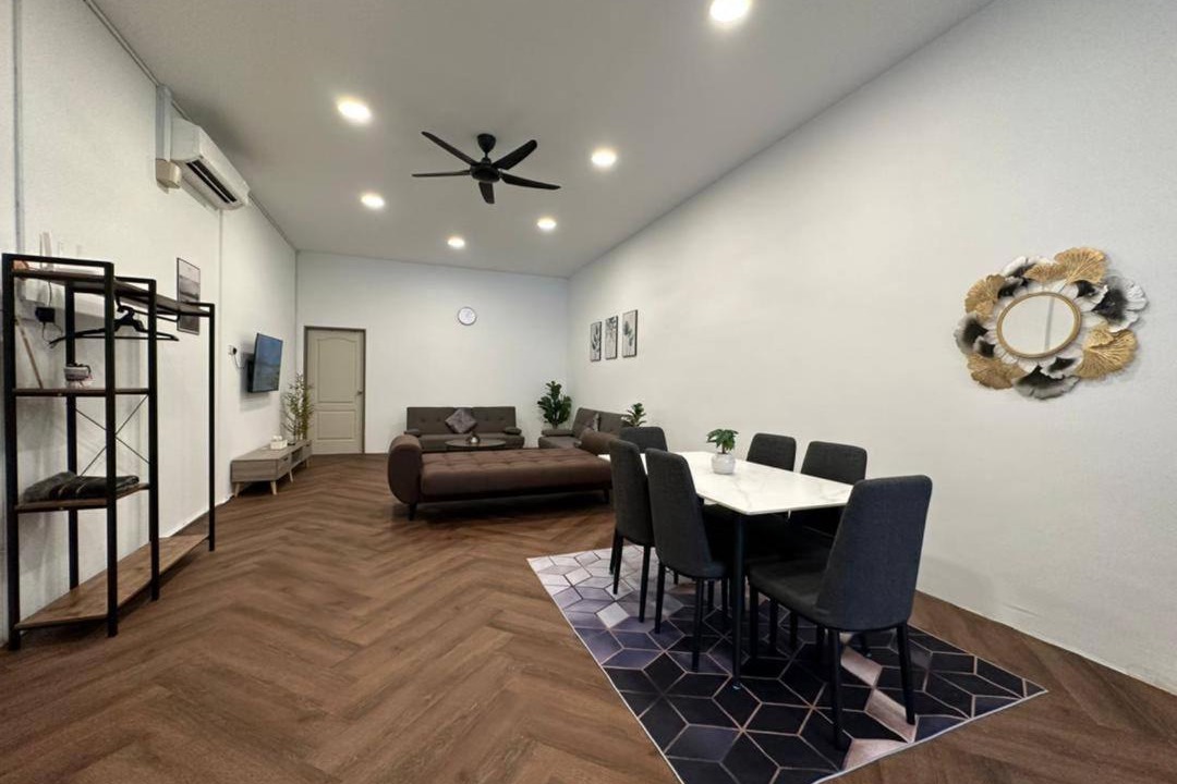 Photo of Livingroom in Kampung Seberang Takir