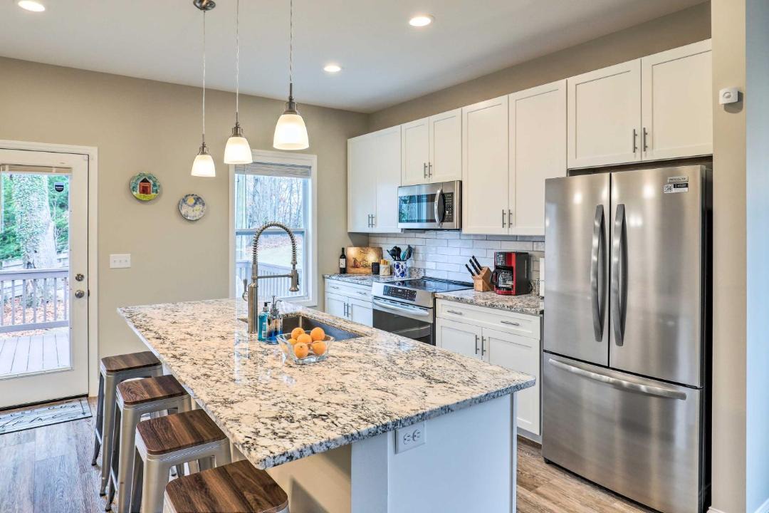 Photo of Kitchen in Candler