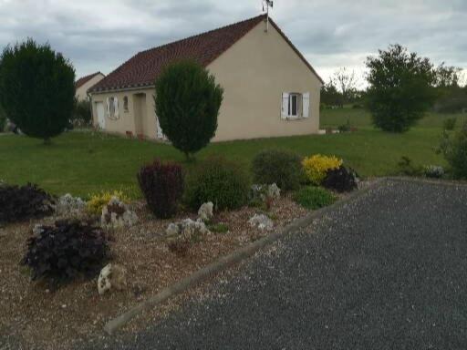 Photo of Buildings in Champsevraine