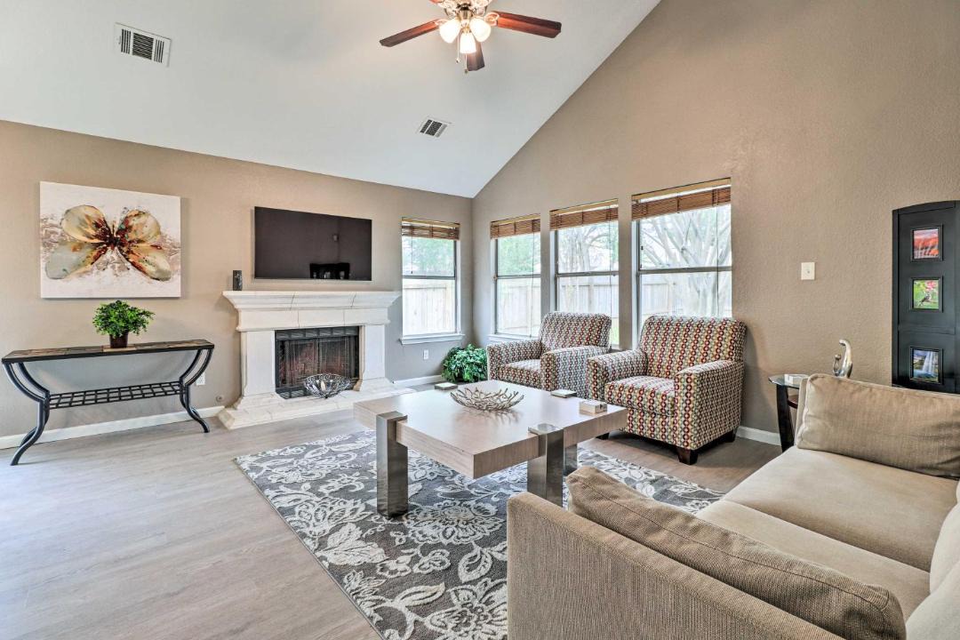 Photo of Livingroom in Bratton Park