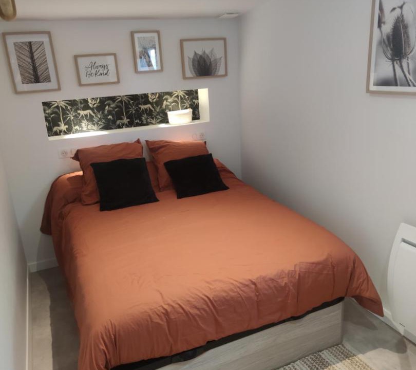 Photo of Bedroom in Esnandes