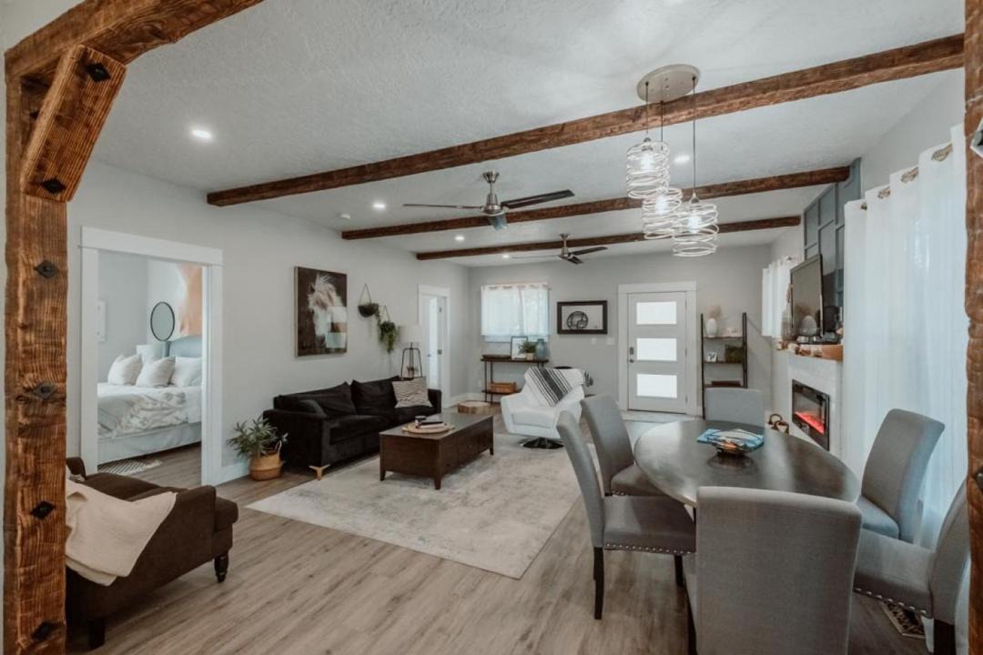 Photo of Livingroom in Corvallis