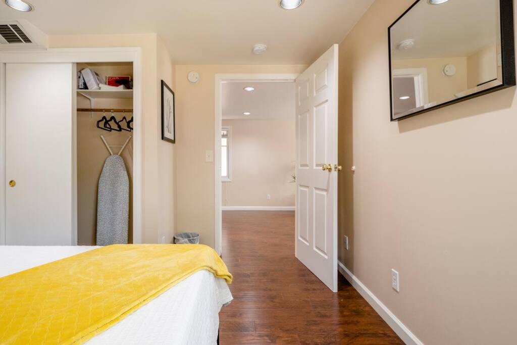 Photo of Bedroom in North Oak Park