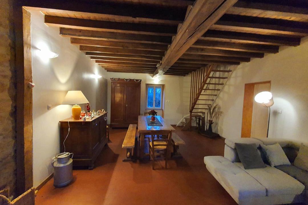 Photo of Livingroom in Crux-la-Ville