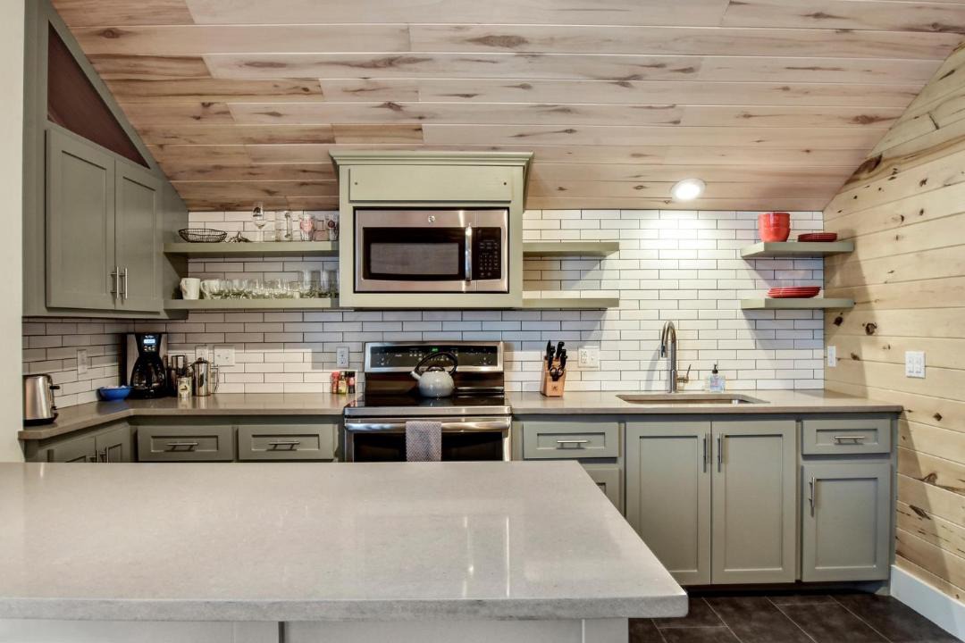 Photo of Kitchen in South River City