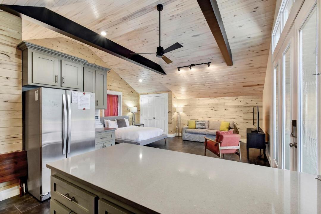 Photo of Kitchen in South River City