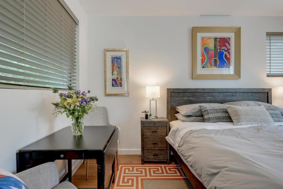Photo of Bedroom in South River City