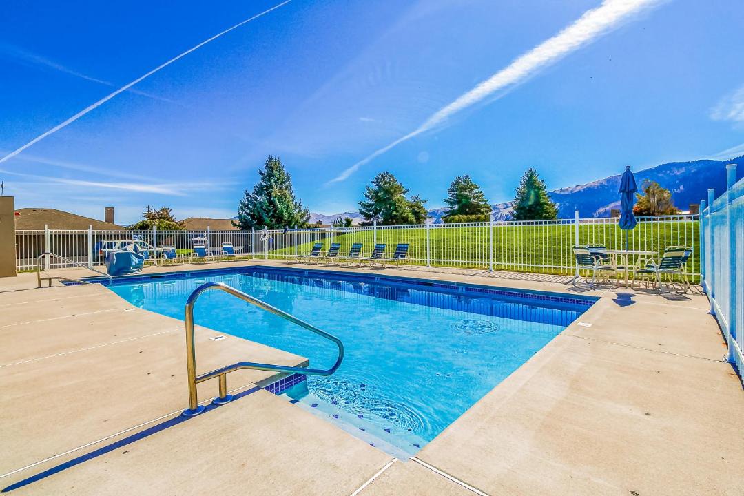 Photo of Others in Wapato Point