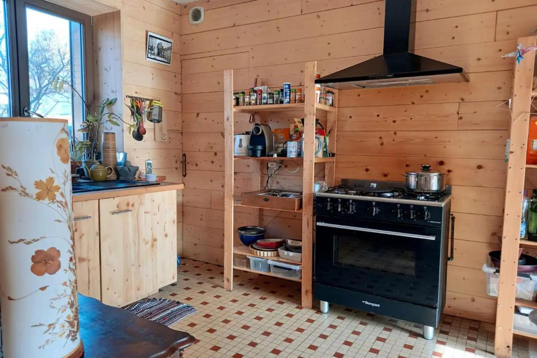 Photo of Others in Crest