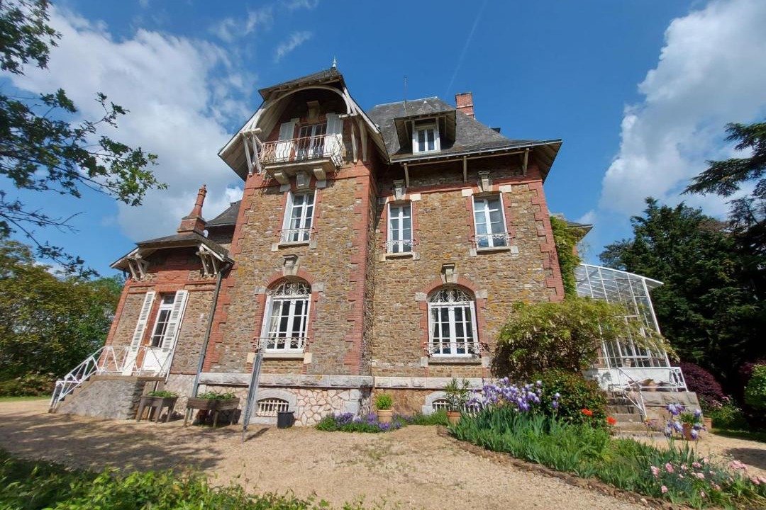 Photo of Others in Bouere