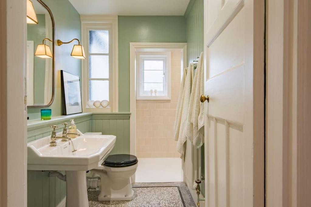 Photo of Bathroom in Martin