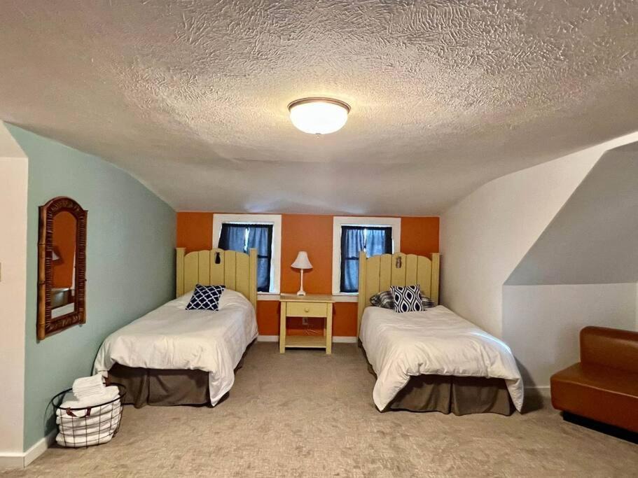Photo of Bedroom in Munising