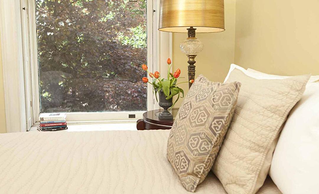Photo of Bedroom in Albany