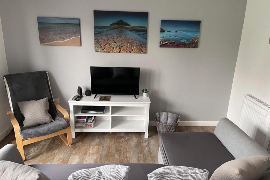 Photo of Livingroom in Helford Passage