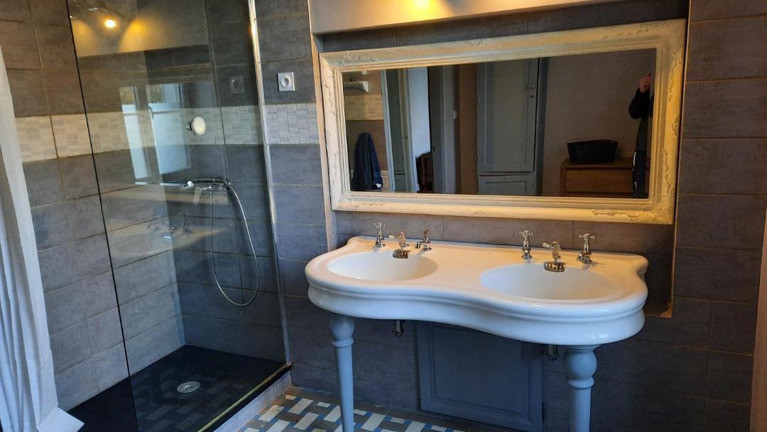 Photo of Bathroom in Conde-sur-Sarthe