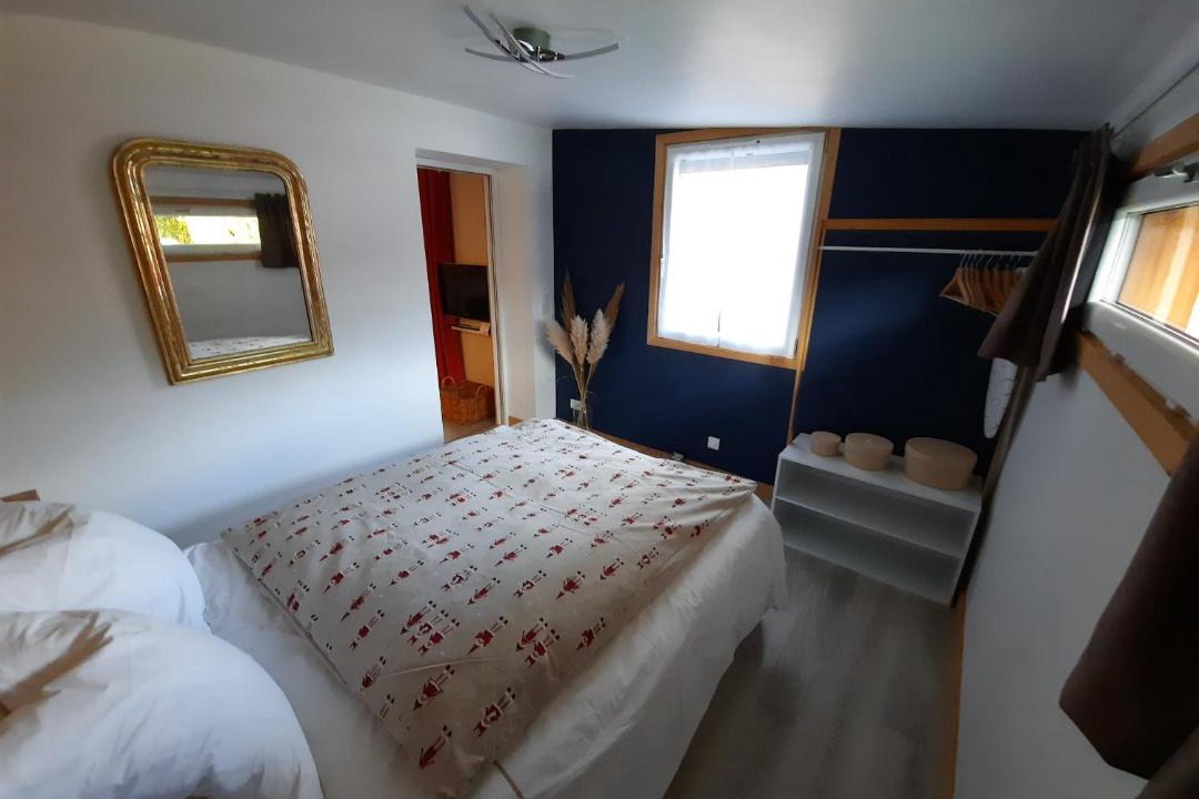 Photo of Bedroom in Le Bourg-d'Oisans