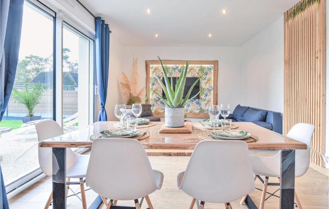 Photo of Others in Angerville-l'Orcher