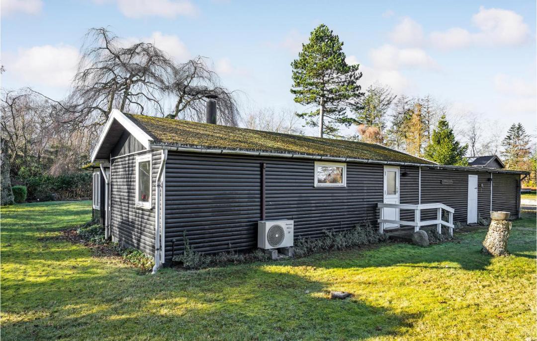 Photo of Others in Or