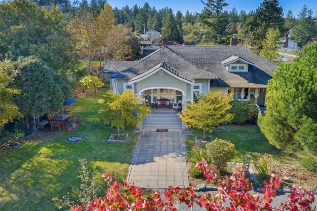Photo of Buildings in Friday Harbor