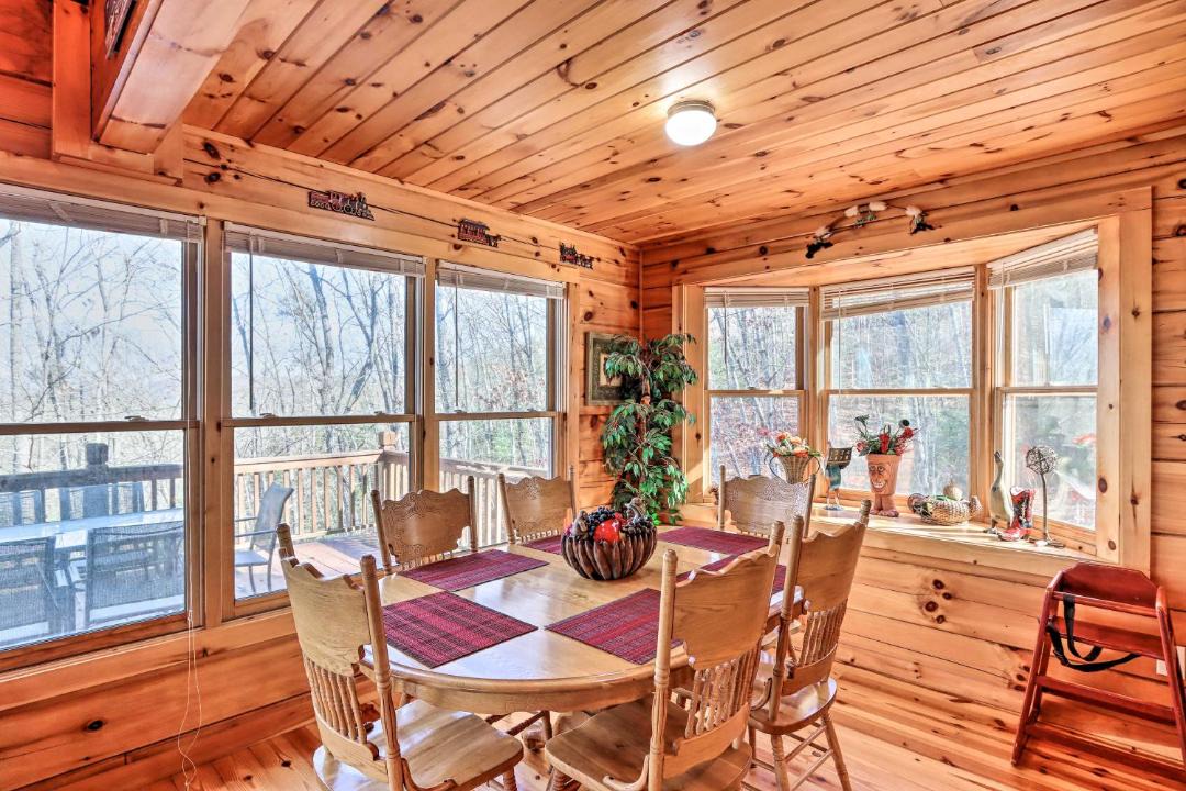 Photo of Livingroom in Murphy