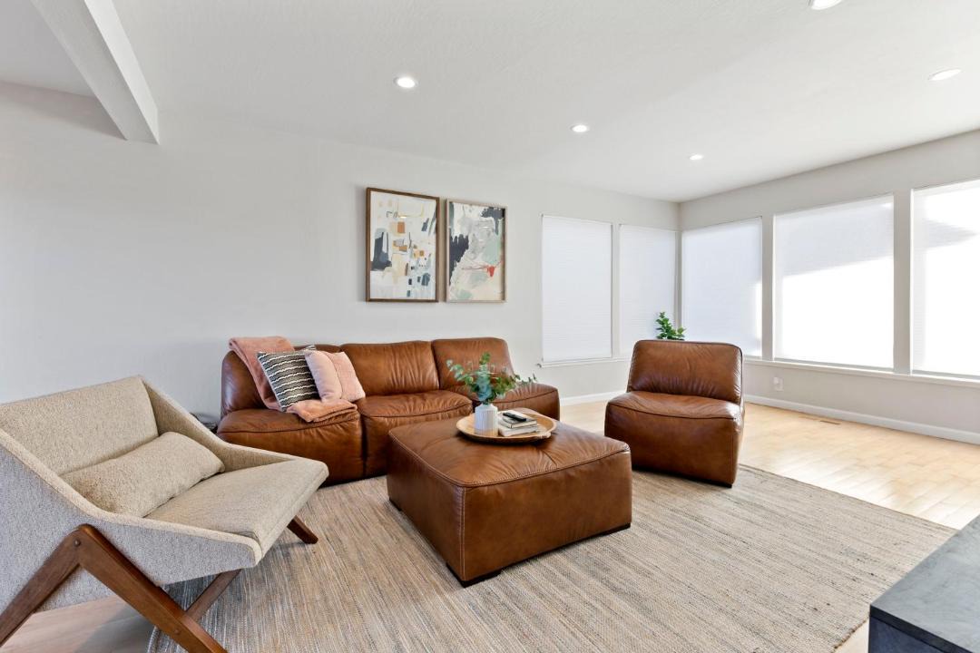 Photo of Livingroom in Park Pacifica