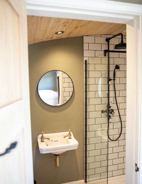 Photo of Bathroom in Foolow