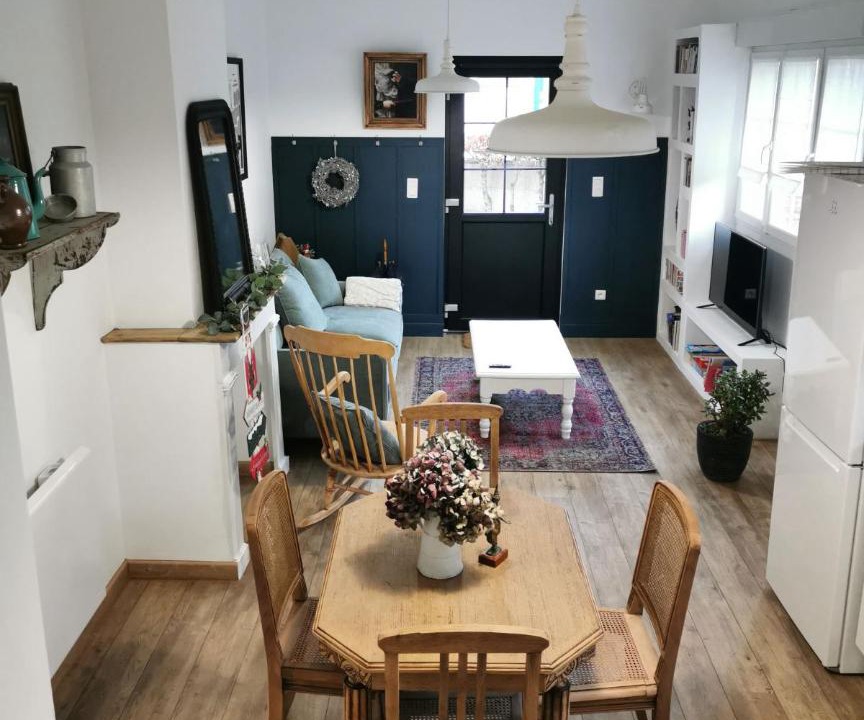 Photo of Livingroom in Saint-Laurent-Blangy