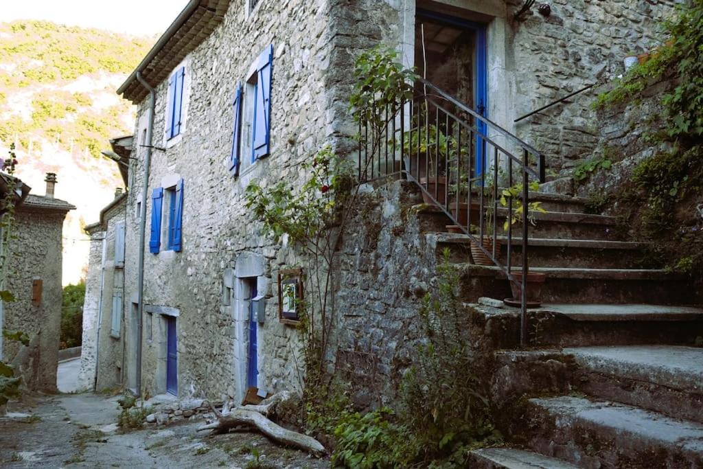 Photo of Buildings in Pontaix