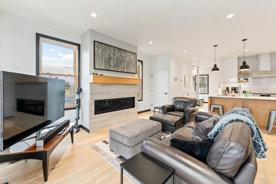 Photo of Livingroom in Wapato Point