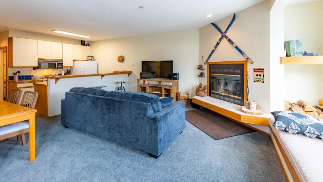 Photo of Livingroom in Kirkwood