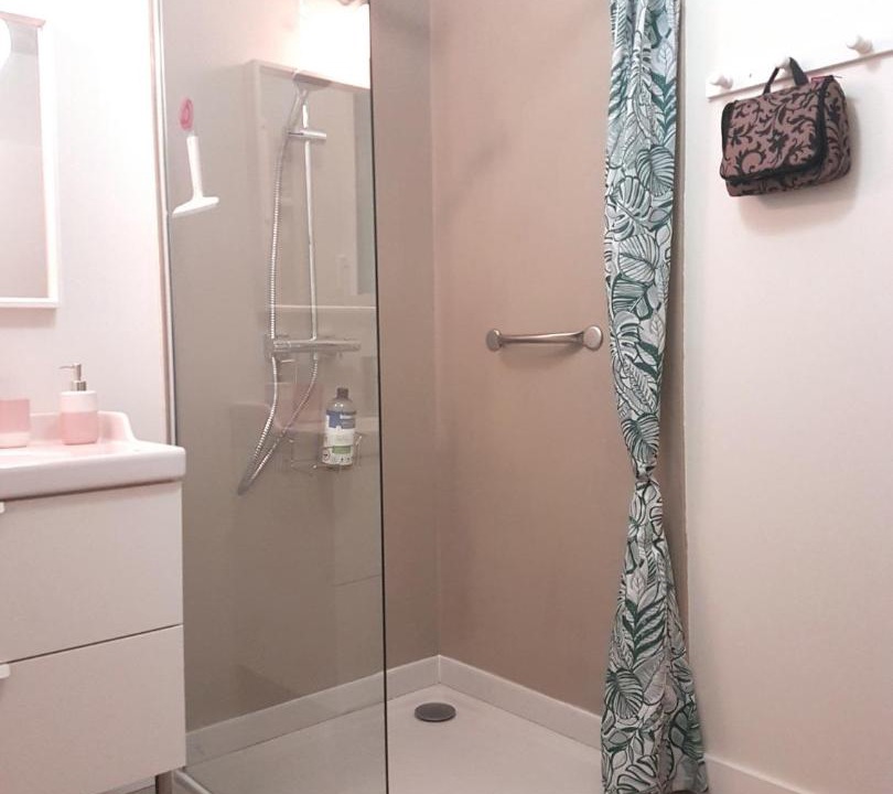 Photo of Bathroom in Siradan