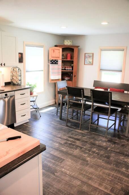 Photo of Livingroom in Albert Lea