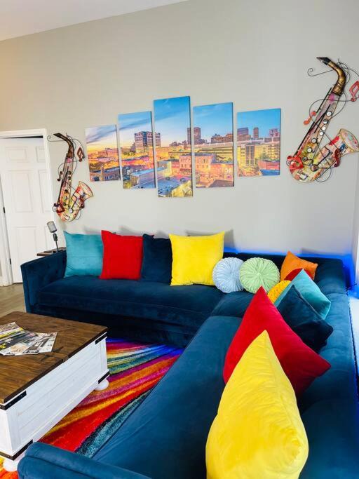 Photo of Livingroom in Downtown Memphis